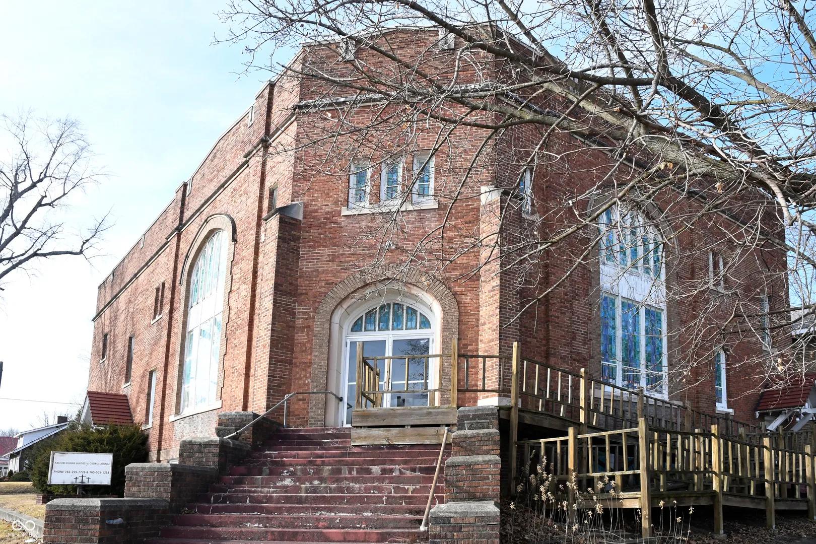 About Sterling Manor