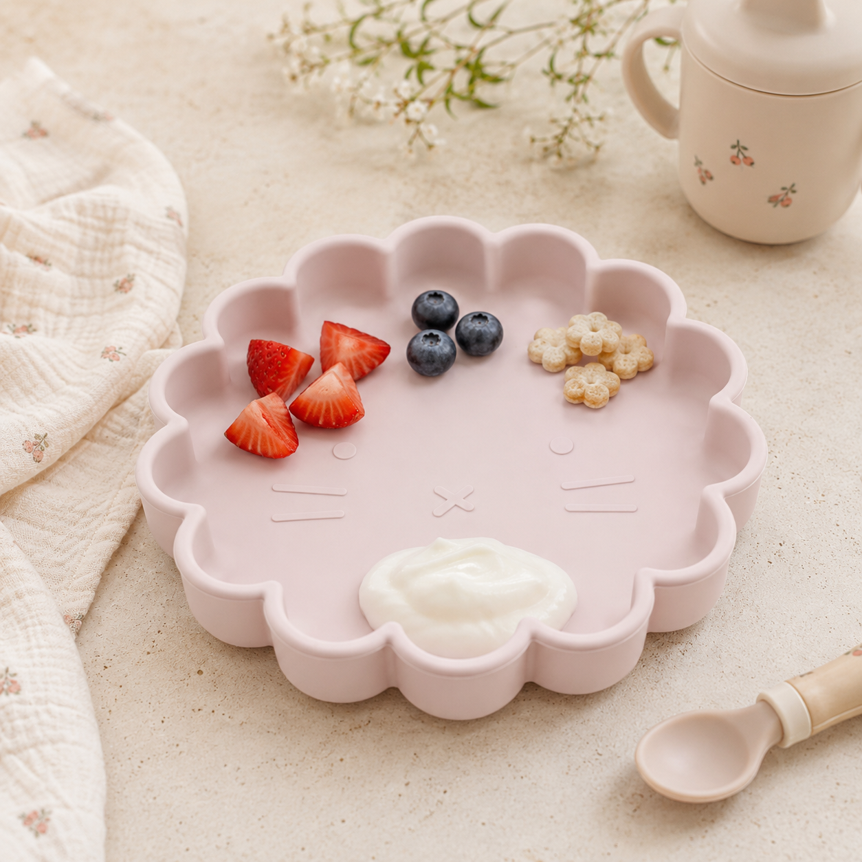 Wholesale beige lion shaped silicone toddler feeding tray