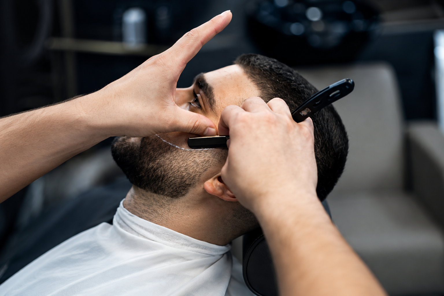 Beard Trim – Trimmer & Razor