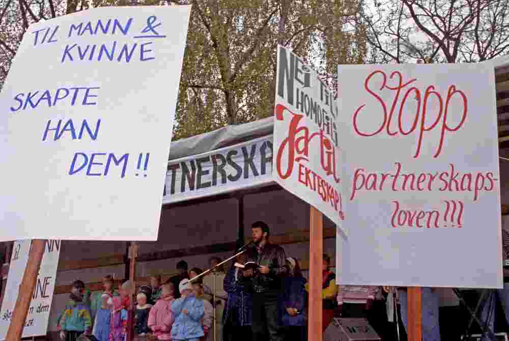 1992: Demonstrasjon mot partnerskapsloven