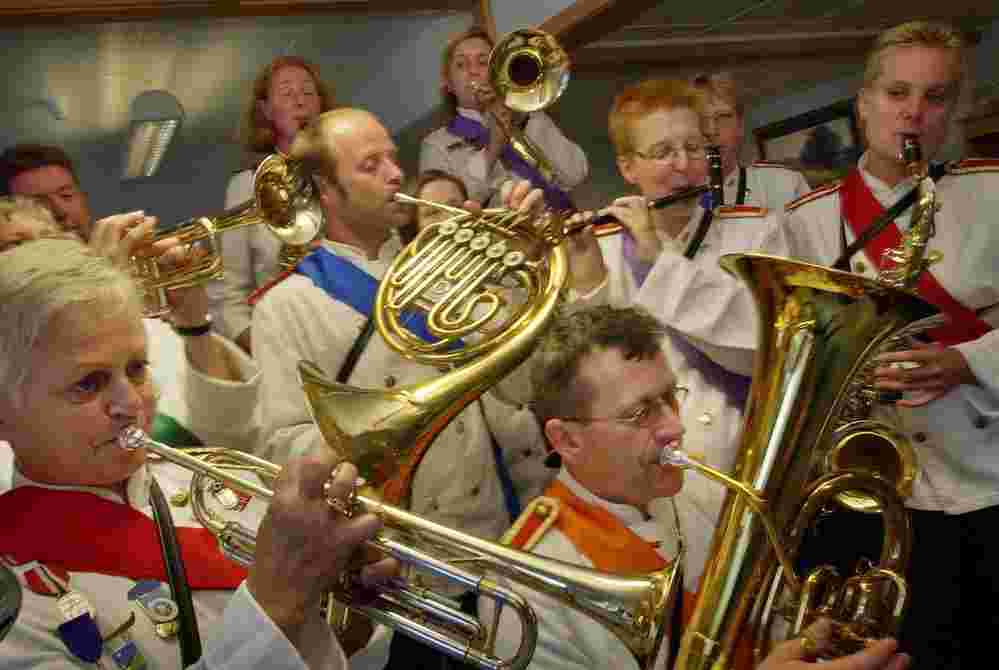 2003: Musikkkorps for skeive