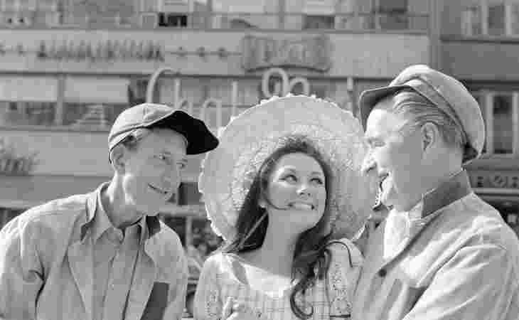 Historiske bilder og videoer