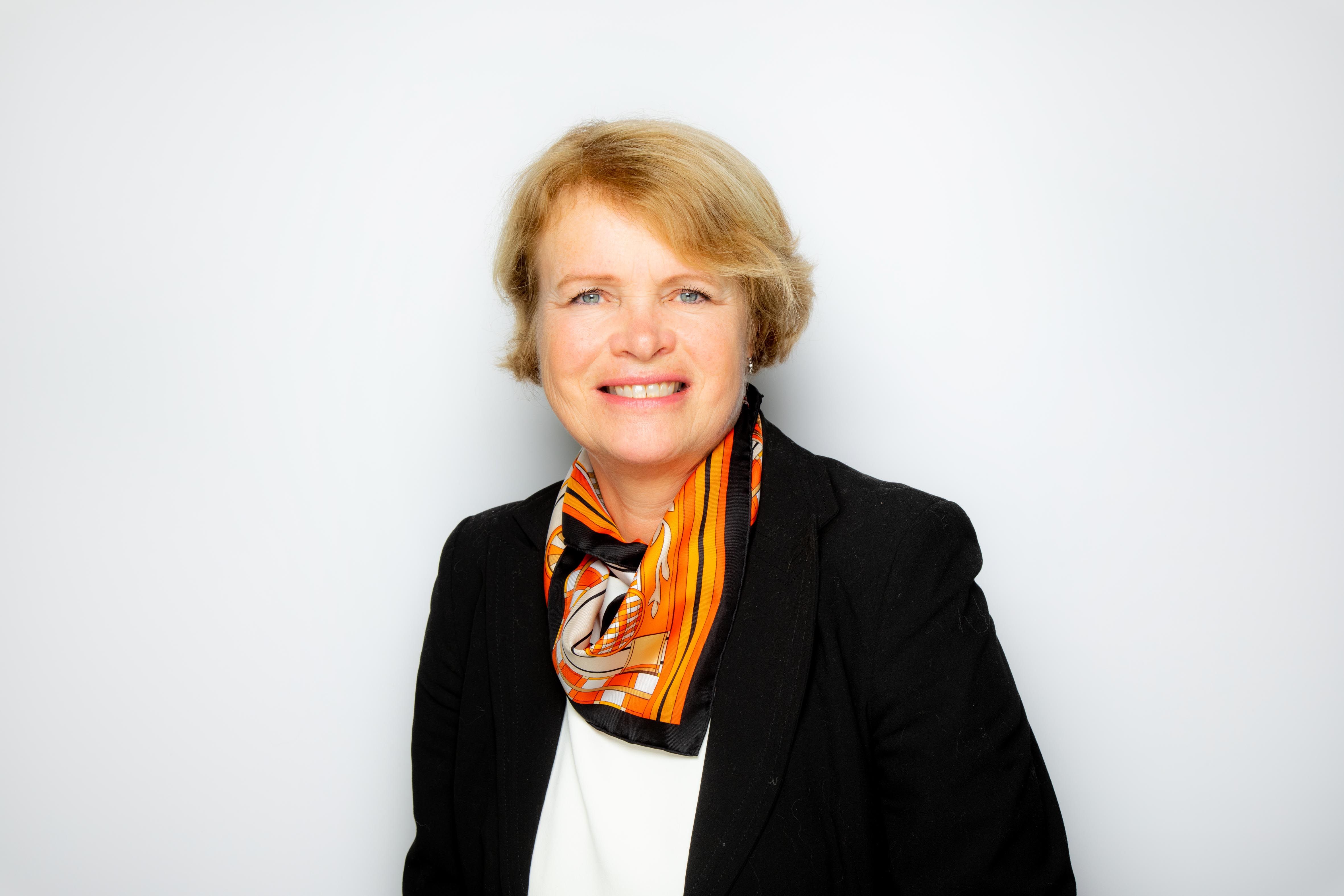 Kristin  V. Aanensen