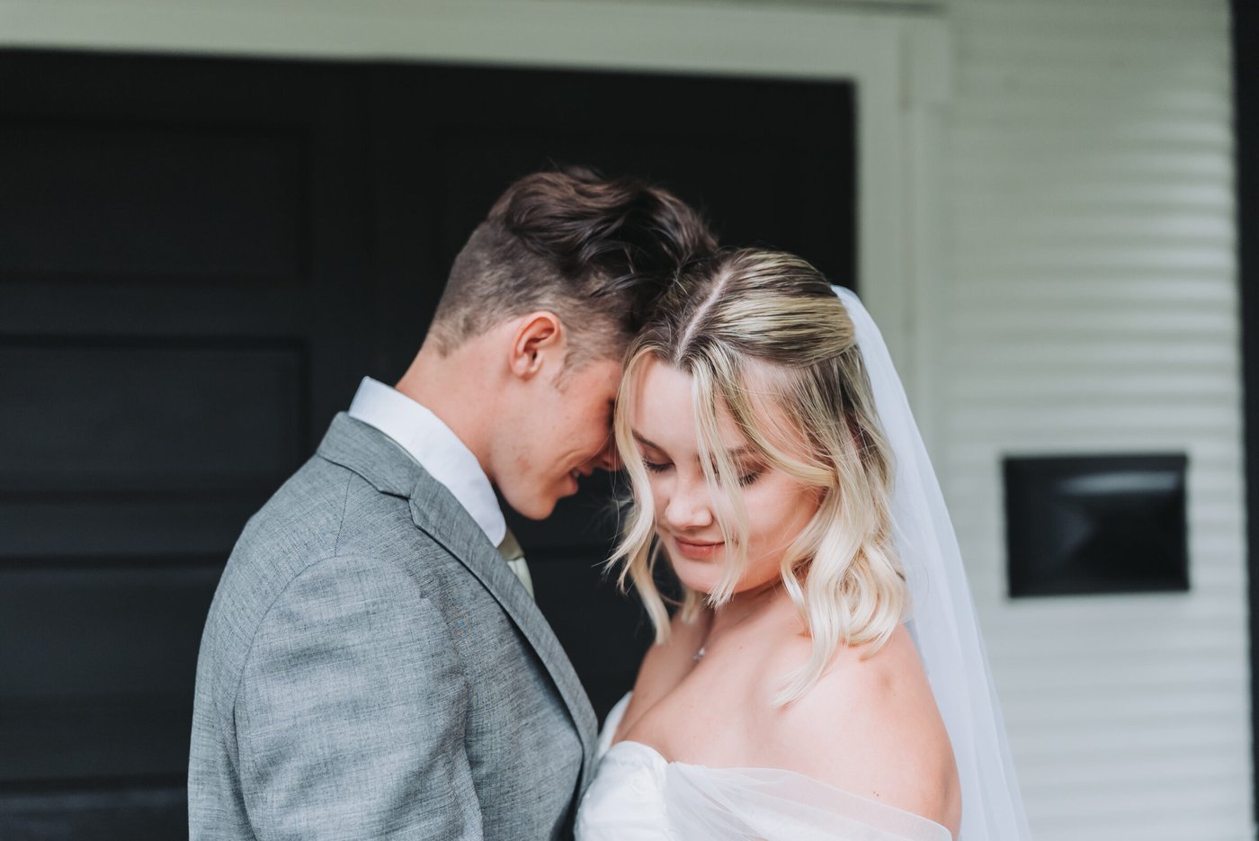 Adam & Michelle — frame 7