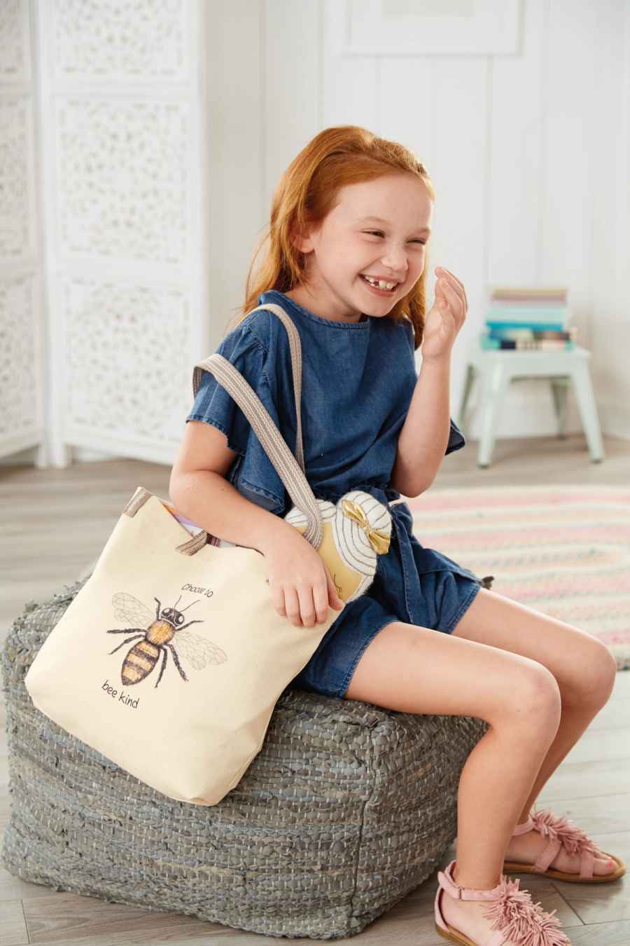 SP19 12 13 C 158, commercial photography for Thirty-One Gifts