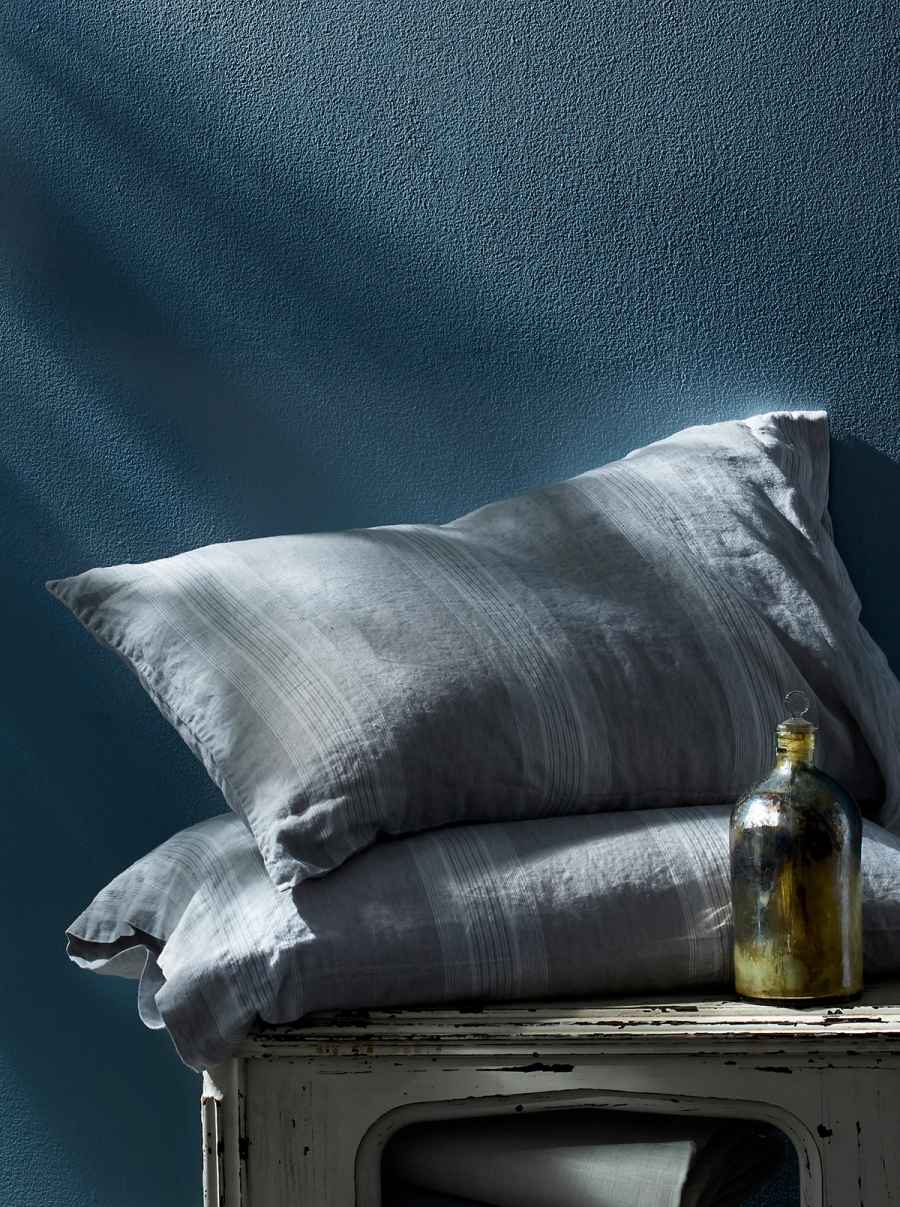 Pillows1, commercial photography
