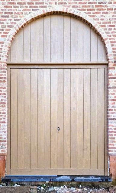 Klassieke voordeur nieuwbouw