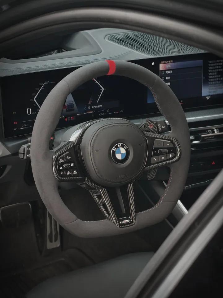 實車安裝的方向盤