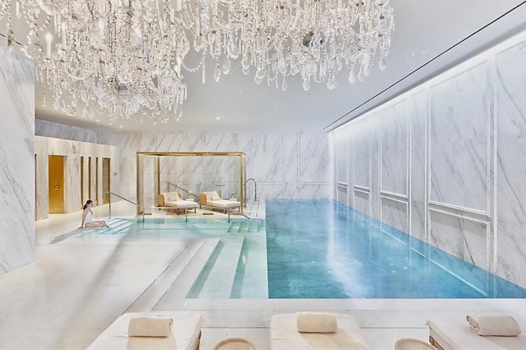 Mandarin Oriental Ritz, Madrid: indoor swimming pool with crystal chandelier and spa facilities