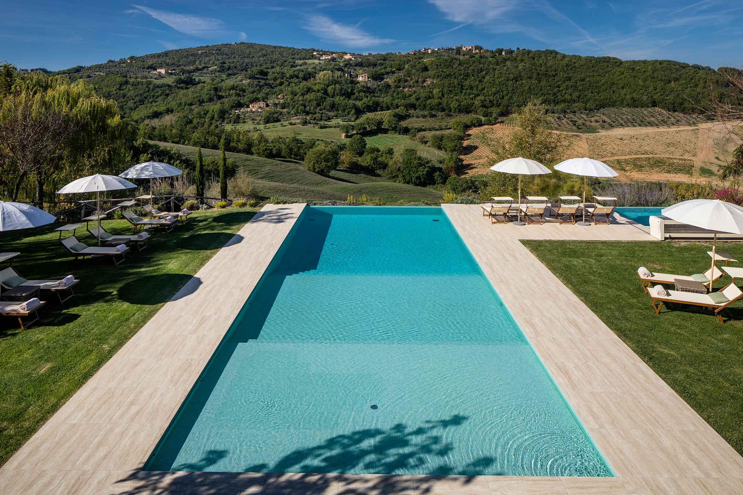 The restored hilltop farmhouse at Lupaia, near Montepulciano