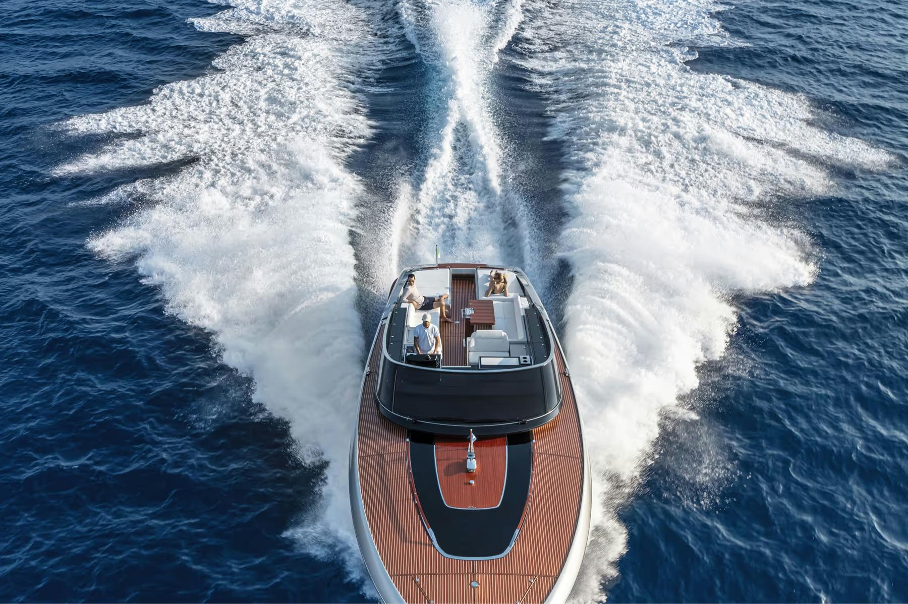 Cheval Blanc St-Tropez: speedboat with wake across blue Mediterranean