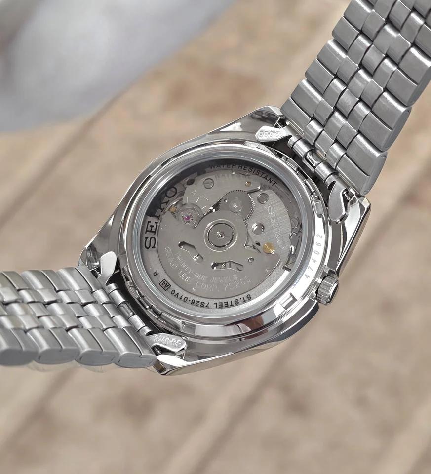 Seiko  SNK355K, another angle