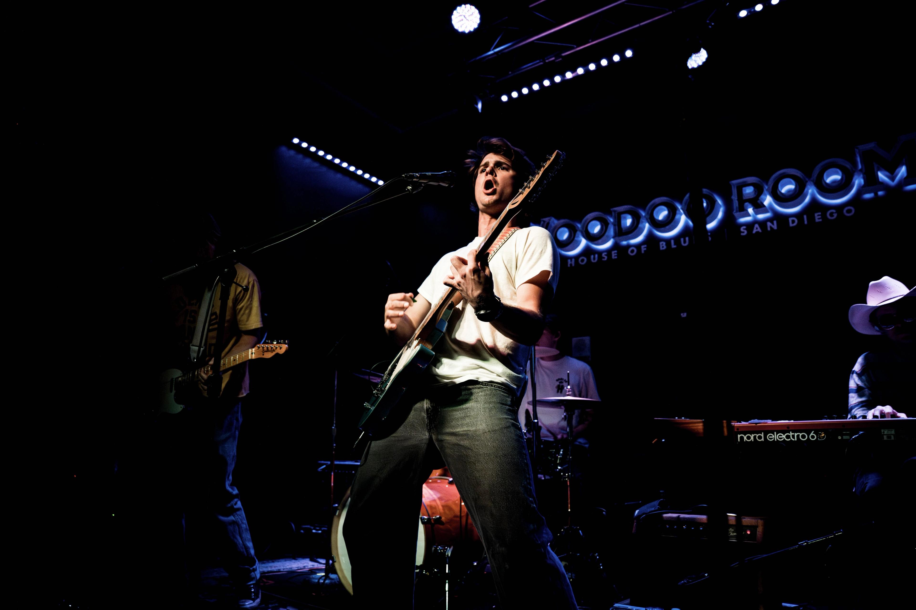 Winyah: LIVE at the Voodoo Room