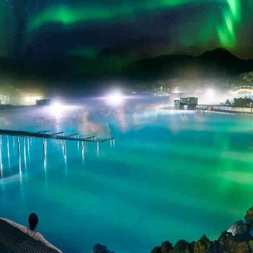 Northern Lights & Hot Springs Northern Lights & Hot Springs