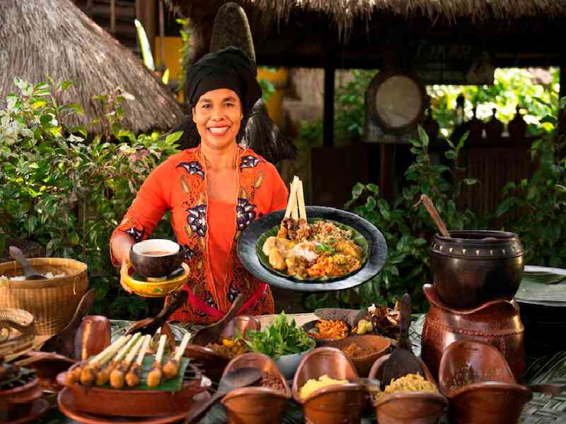 Discover the secrets of Indonesian cuisine at a female-led cooking class