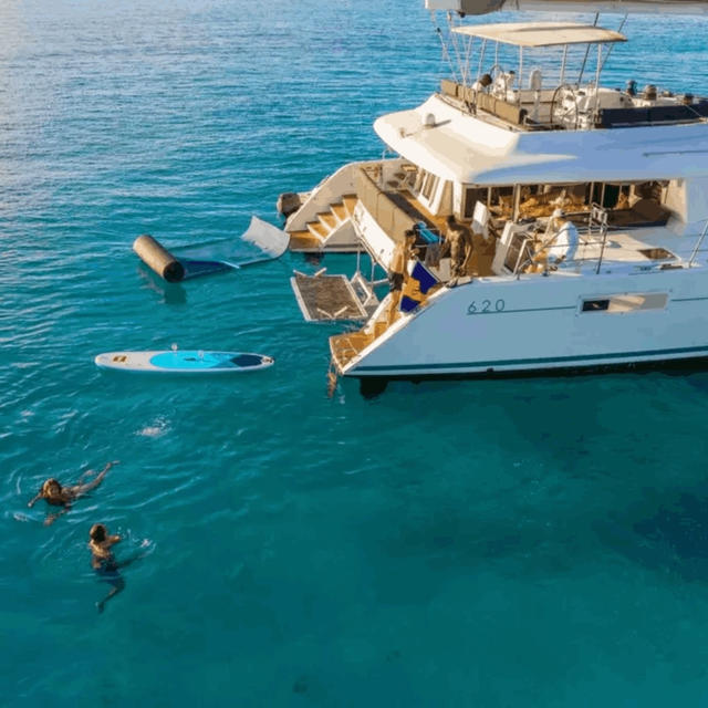 Luxury Catamaran, Snorkel and Dining Experience Luxury Catamaran, Snorkel and Dining Experience