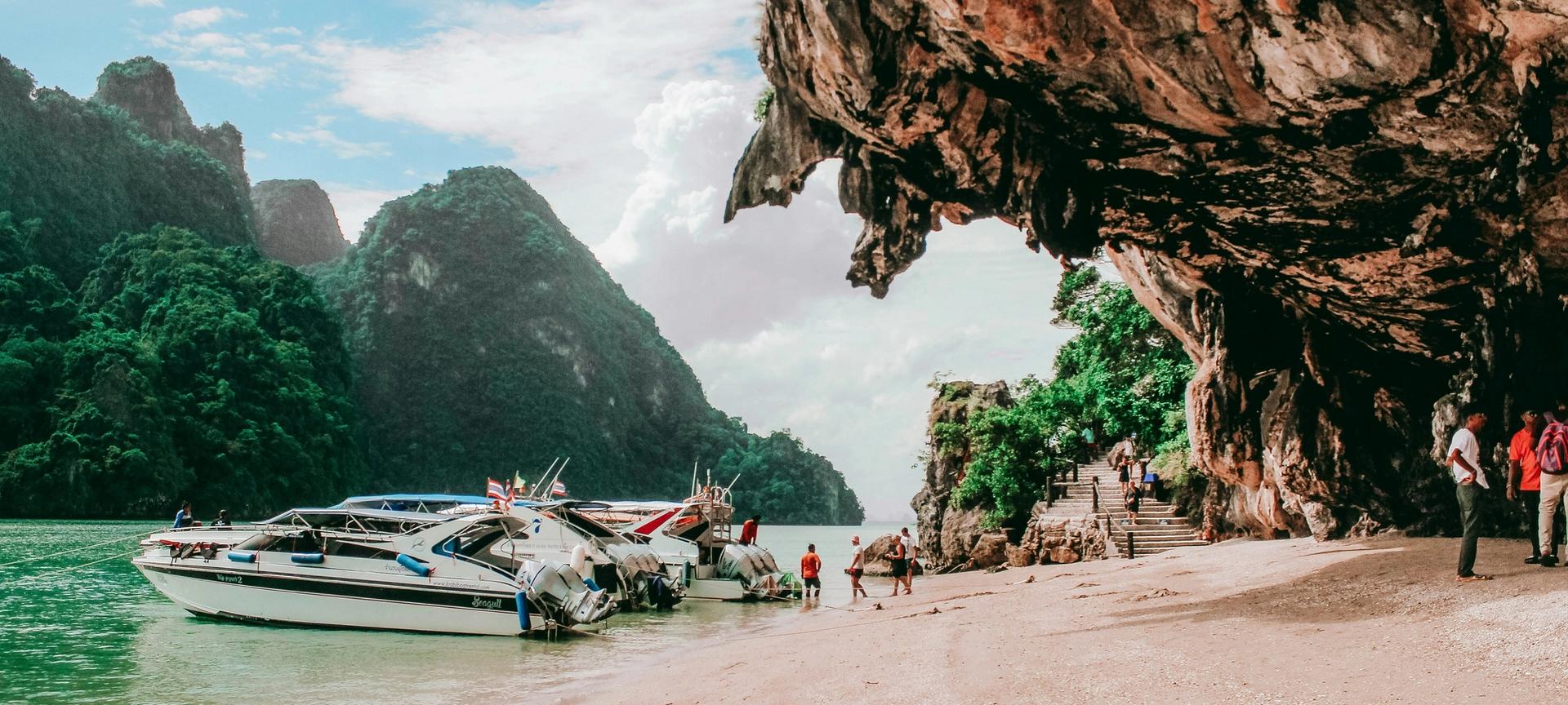 Discover Vietnam, Cambodia & Thailand Discover Vietnam, Cambodia & Thailand