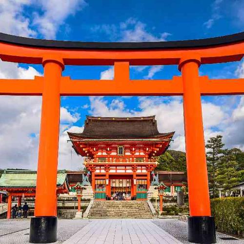 Experience Japan’s culture firsthand through shrines, villages, and immersive workshops. Experience Japan’s culture firsthand through shrines, villages, and immersive workshops.