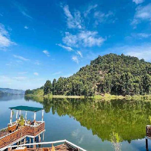 Explore Uganda’s stunning landscapes, from the peaceful waters of Lake Bunyonyi to the forests of Kalinzu. Explore Uganda’s stunning landscapes, from the peaceful waters of Lake Bunyonyi to the forests of Kalinzu.