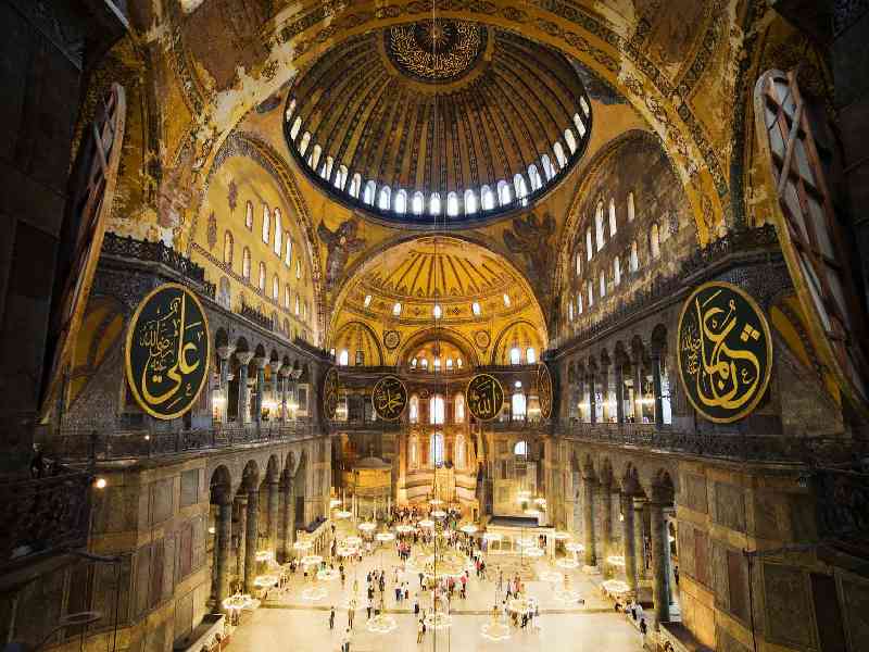 Explore Istanbul’s historic treasures, including Hagia Sophia, Basilica Cistern, and Mosaic Museum.
