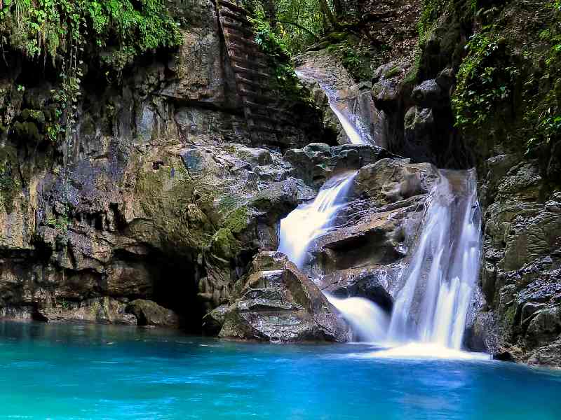 Explore dramatic gorges and scenic landscapes surrounded by waterfalls, volcanic terrain, and tropical beauty.