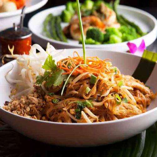 Master the art of Thai cuisine at a small, family-run restaurant Master the art of Thai cuisine at a small, family-run restaurant