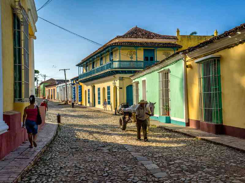 Explore Trinidad’s lively cobblestone avenues filled with music and culture.
