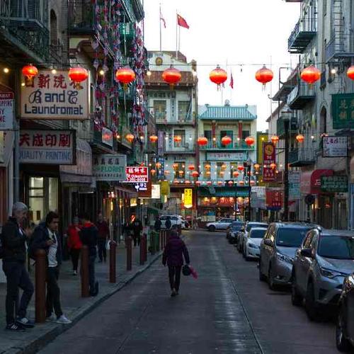 Experience the vibrant culture of Singapore’s Chinatown and Little India. Experience the vibrant culture of Singapore’s Chinatown and Little India.