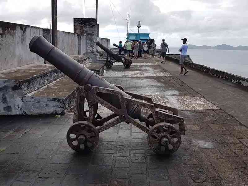 Relax at Buccament Bay and explore Fort Charlotte