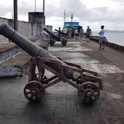 Relax at Buccament Bay and explore Fort Charlotte Relax at Buccament Bay and explore Fort Charlotte