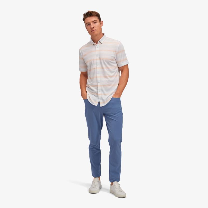 A model dressed in Mizzen+Main clothing