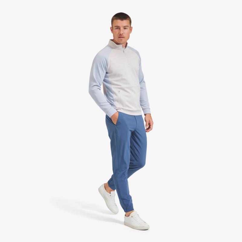 A model dressed in Mizzen+Main clothing
