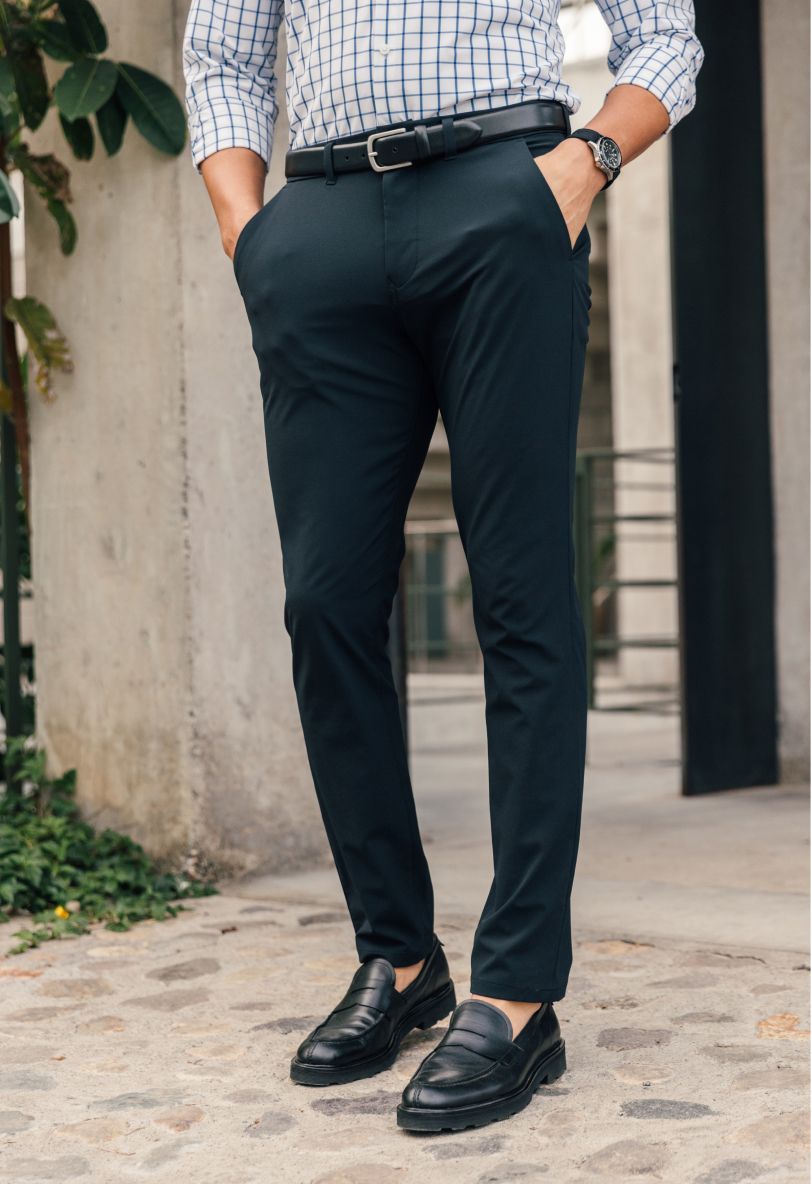 5 Outfits to Wear With Men's Loafers