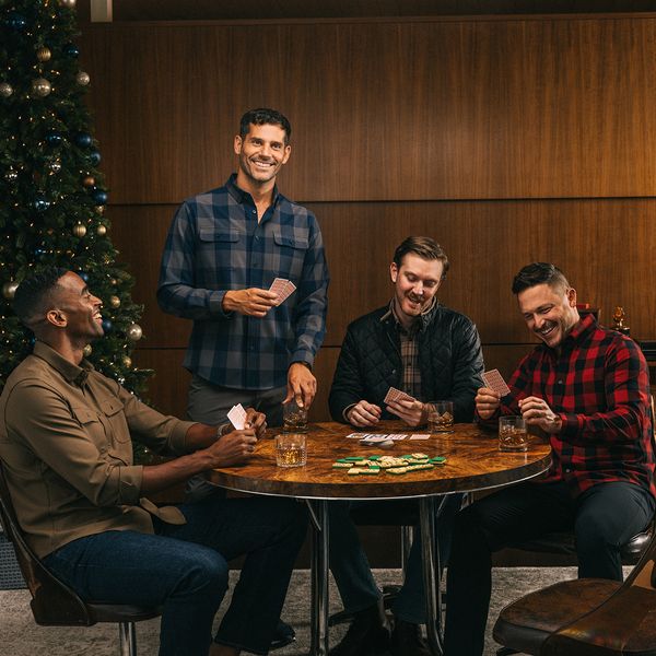 A model, wearing Mizzen+Main clothing.