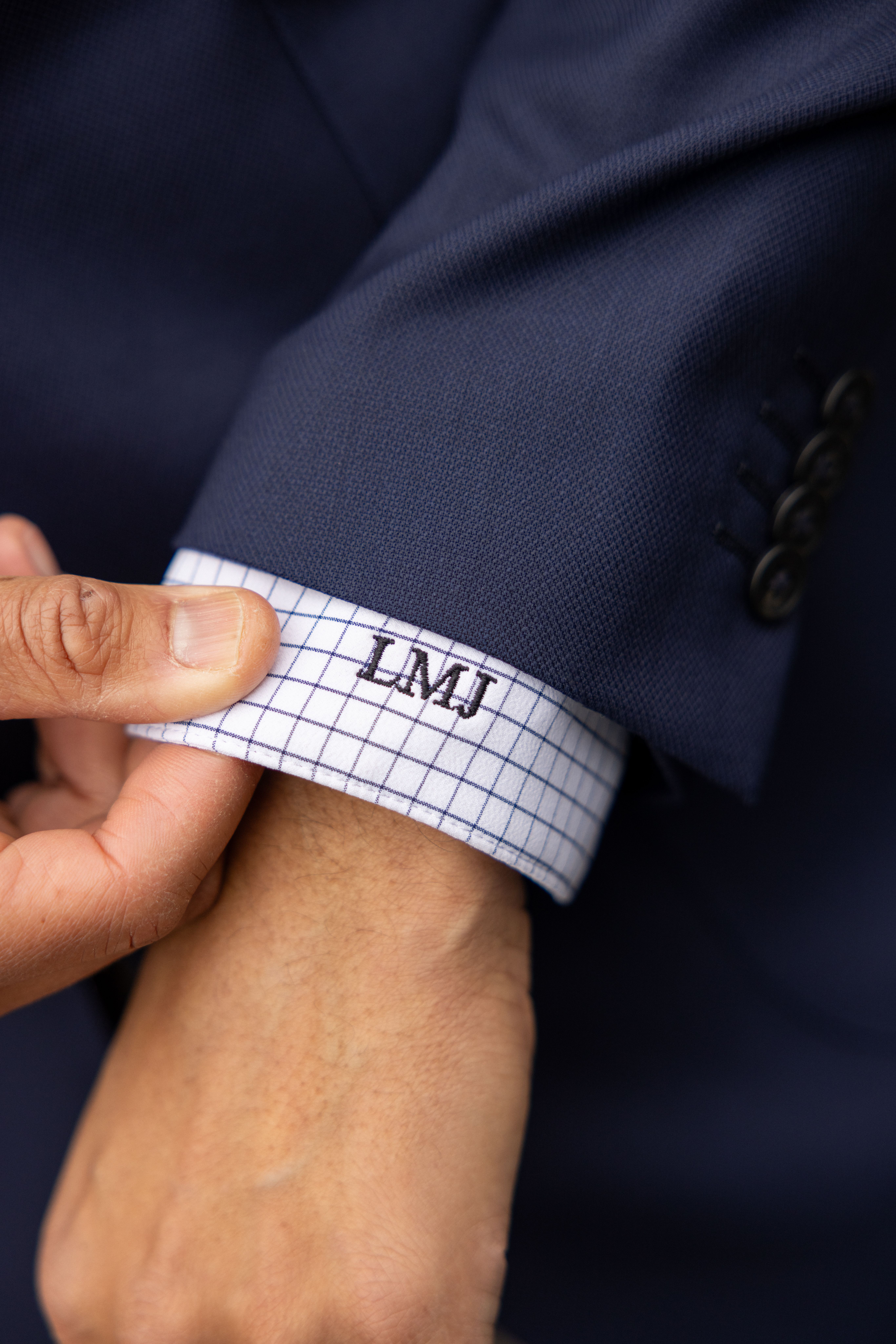 5 Ways Custom Embroidery Elevates a Dress Shirt