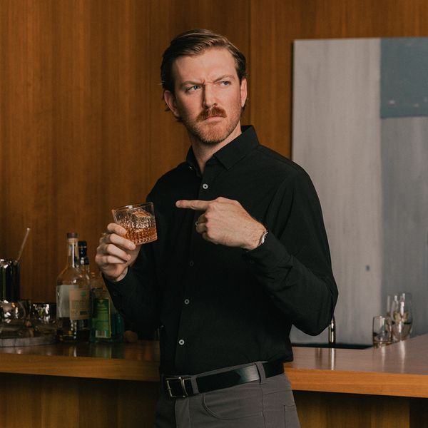 A model, wearing Mizzen+Main clothing.