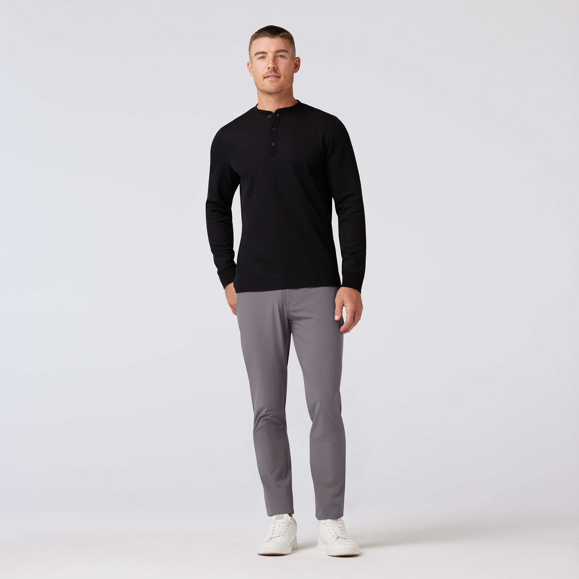 Black Solid Henderson Henley - Mizzen+Main