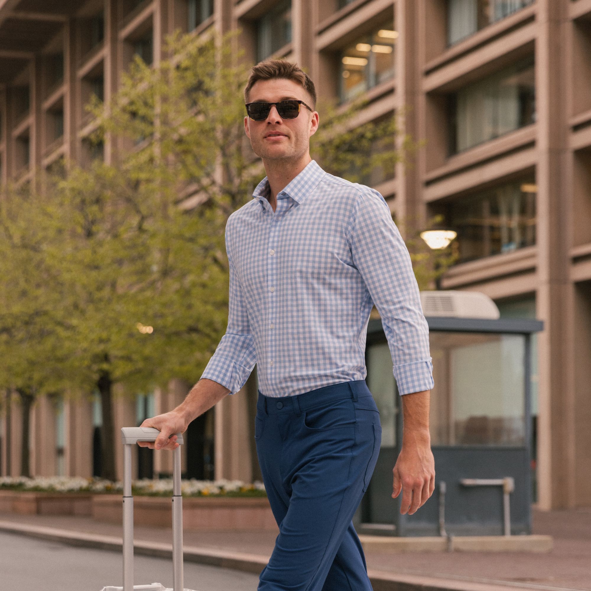 Blue gingham hot sale shirt outfit