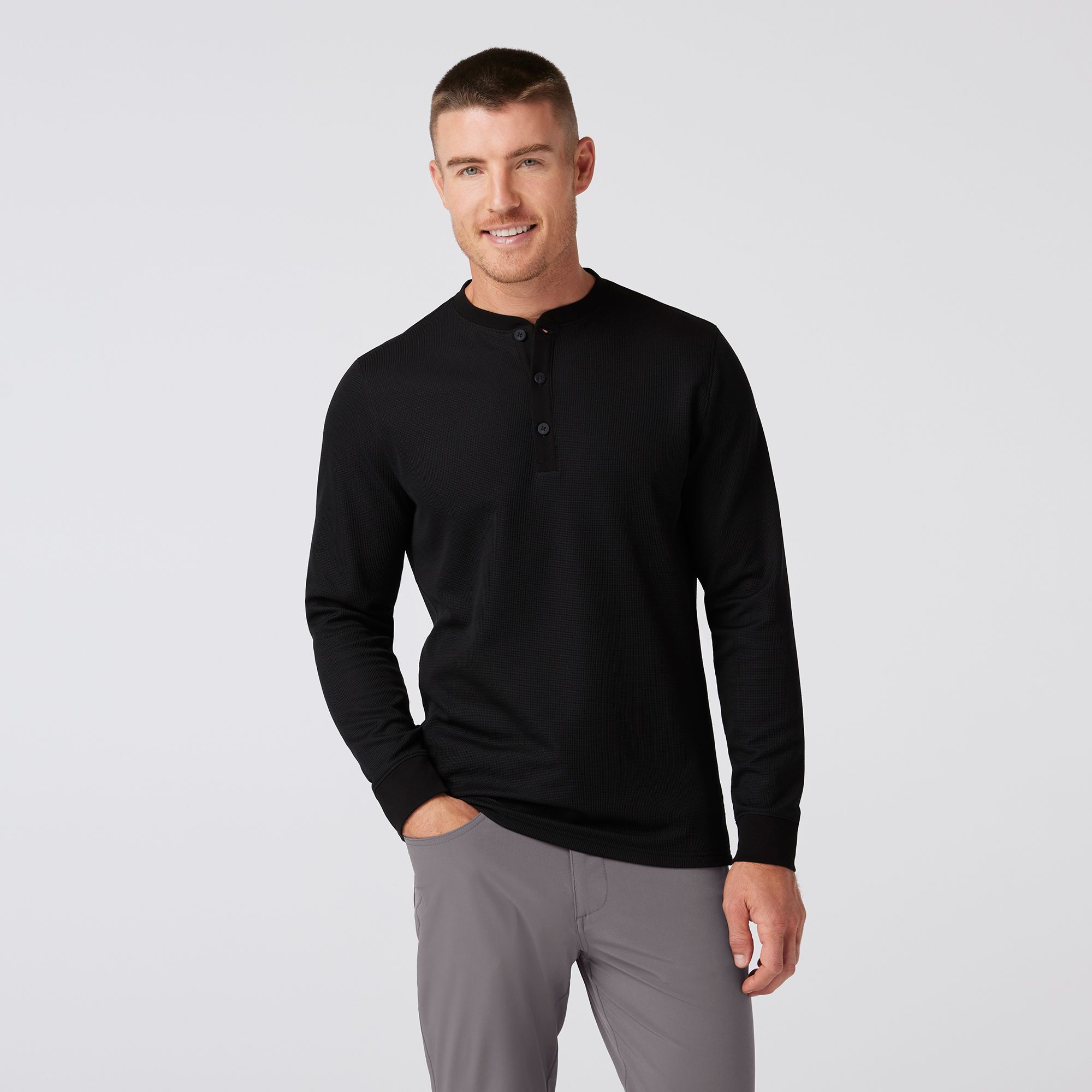 Black Solid Henderson Henley - Mizzen+Main