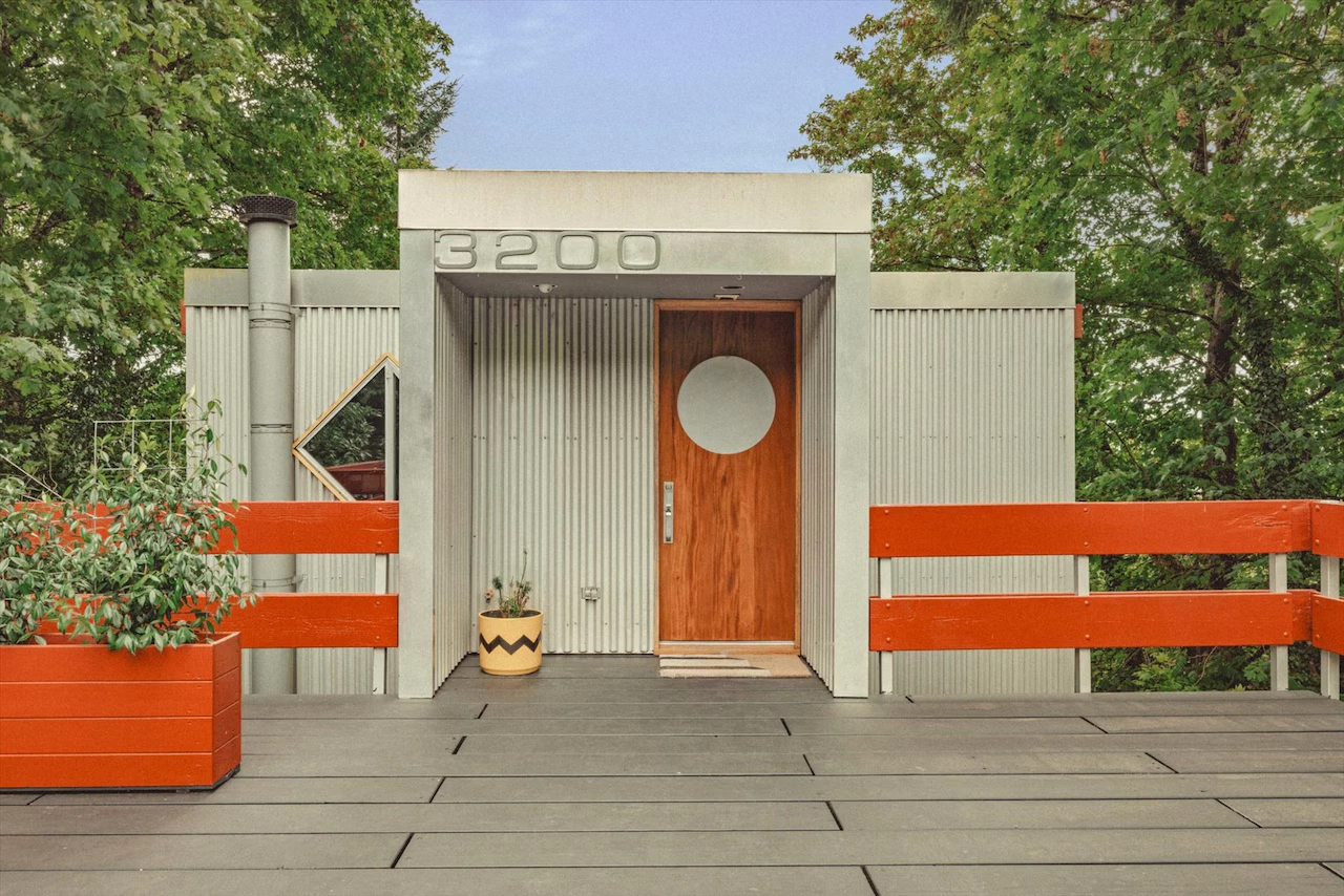 Portland’s cube-shaped ‘Camera House’ hits the market at $785K