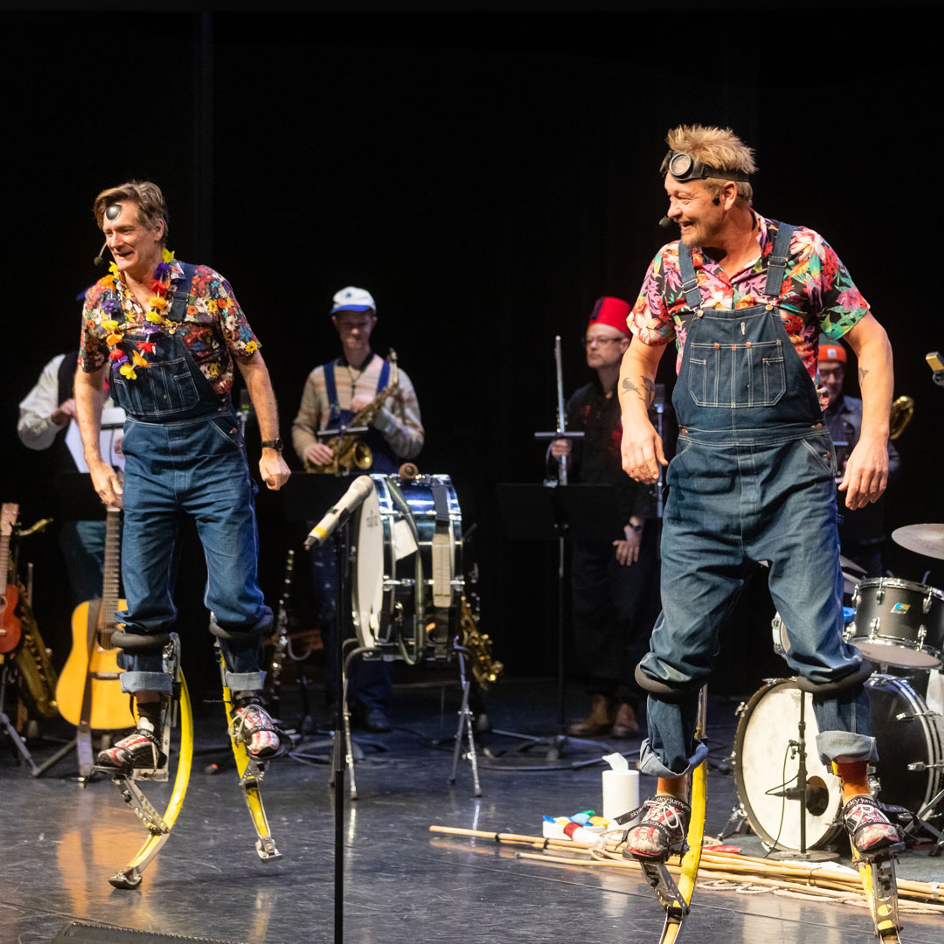Hyvel-Bengt och Jonny Dyckert på scen