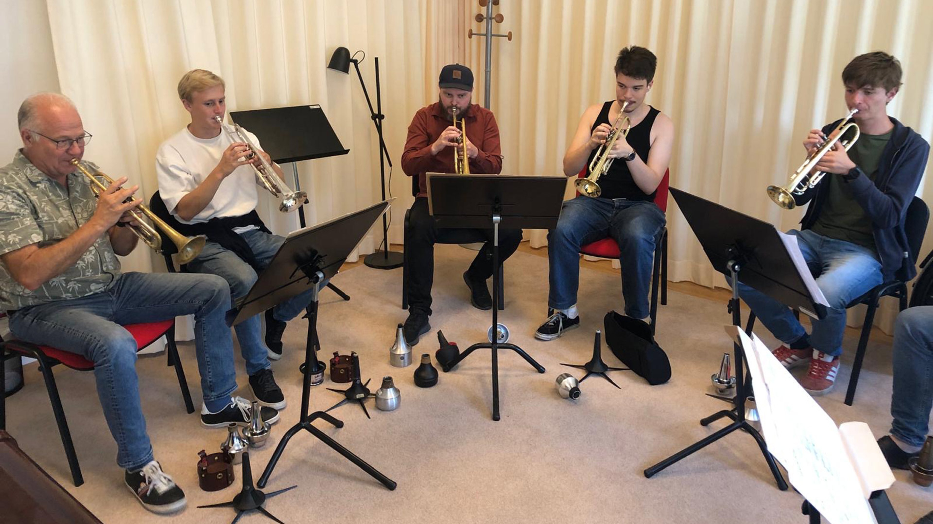 Trumpetare ur Bohuslän Big Band och Next Generation Big Band repar tillsammans.