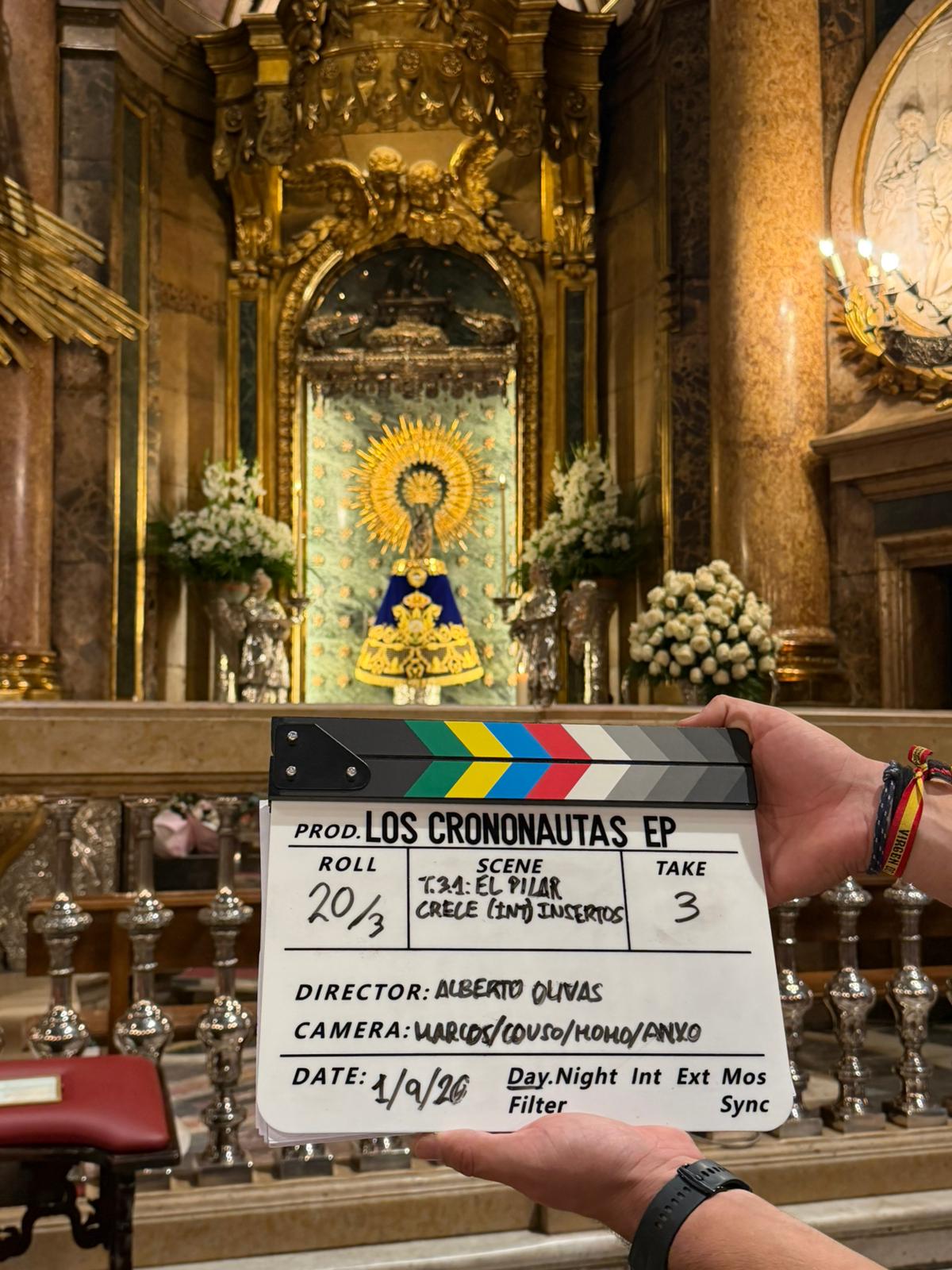 CLAQUETA EN EL PILAR