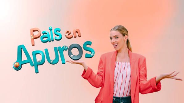 María Mera presentadora de Pais en apuros