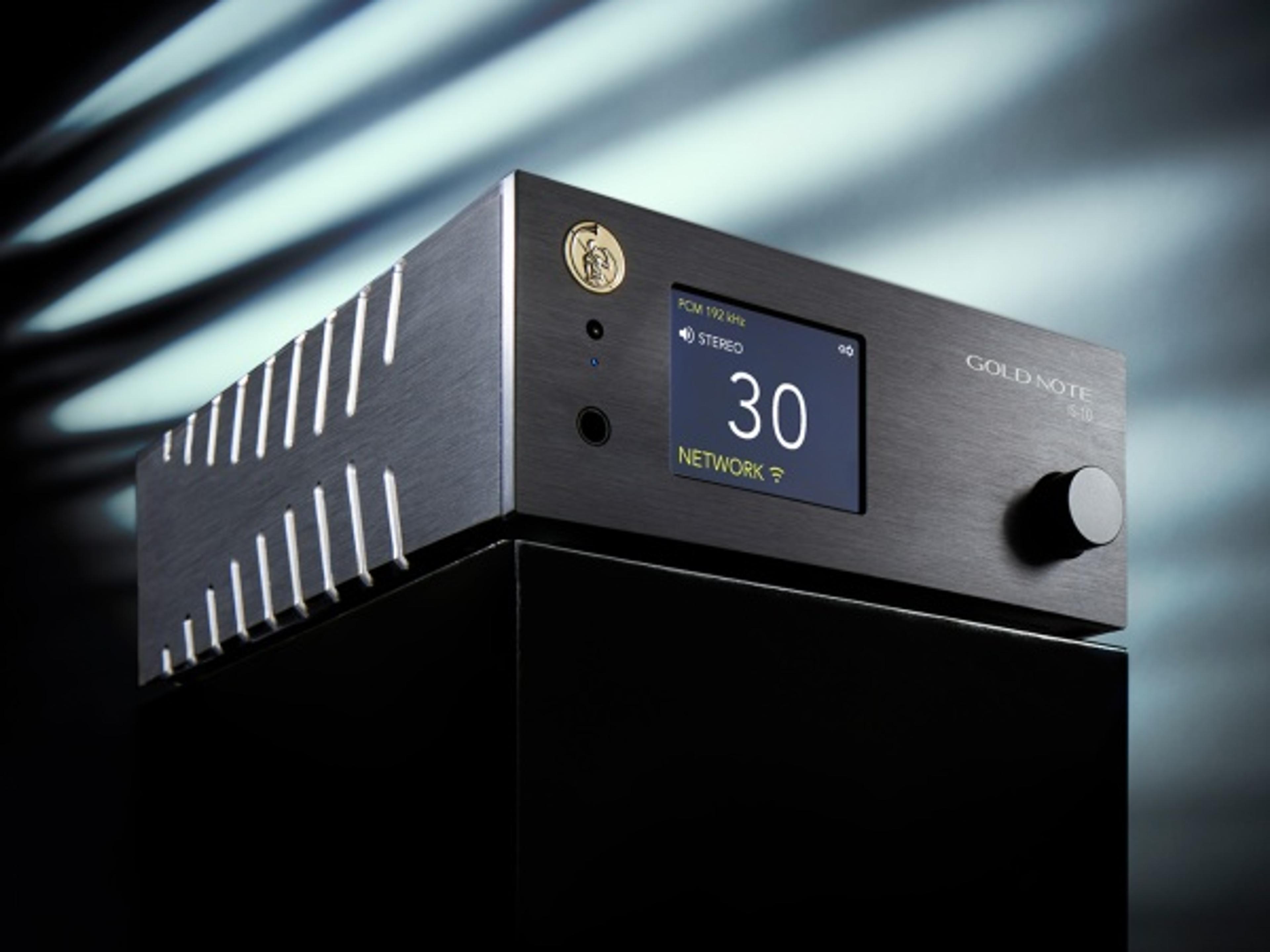 Gold Note IS-10 allt-i-ett-system i svart borstad aluminium
