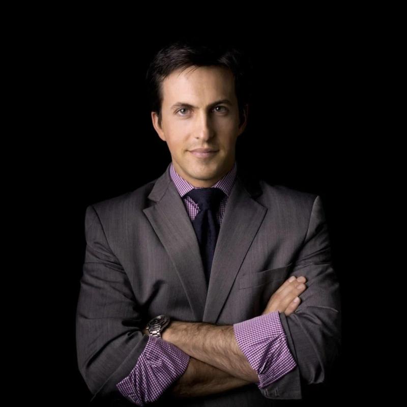 Ryan Oakes, magician