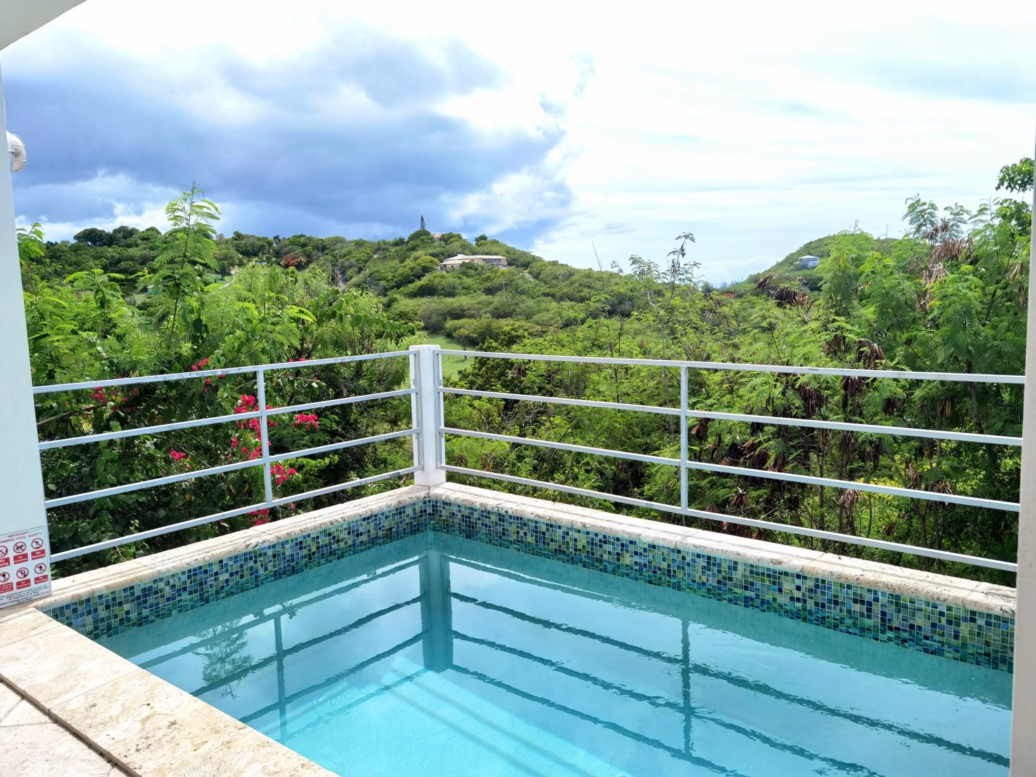 Royal Palm Lodge