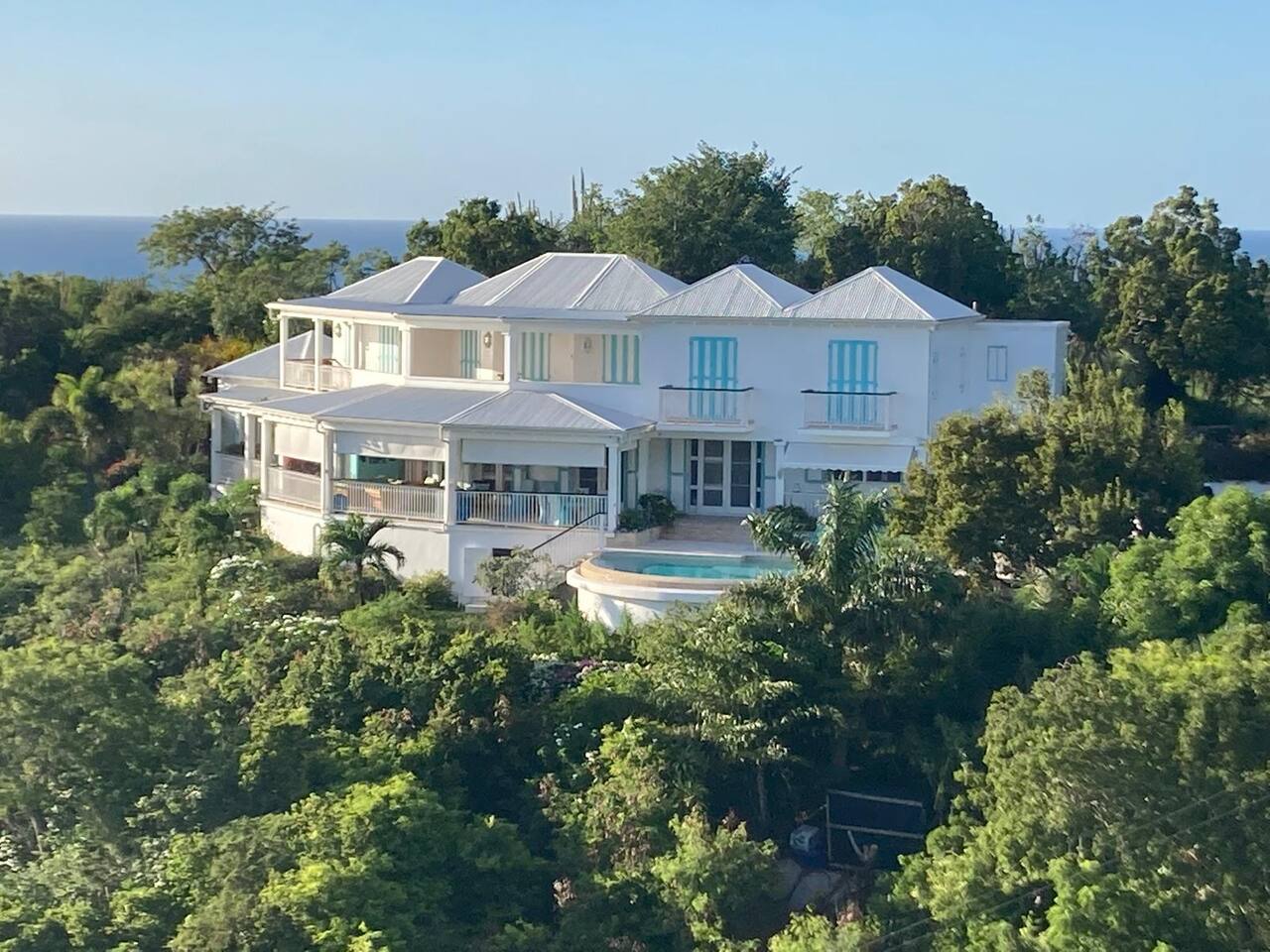 Sea Cave Villa