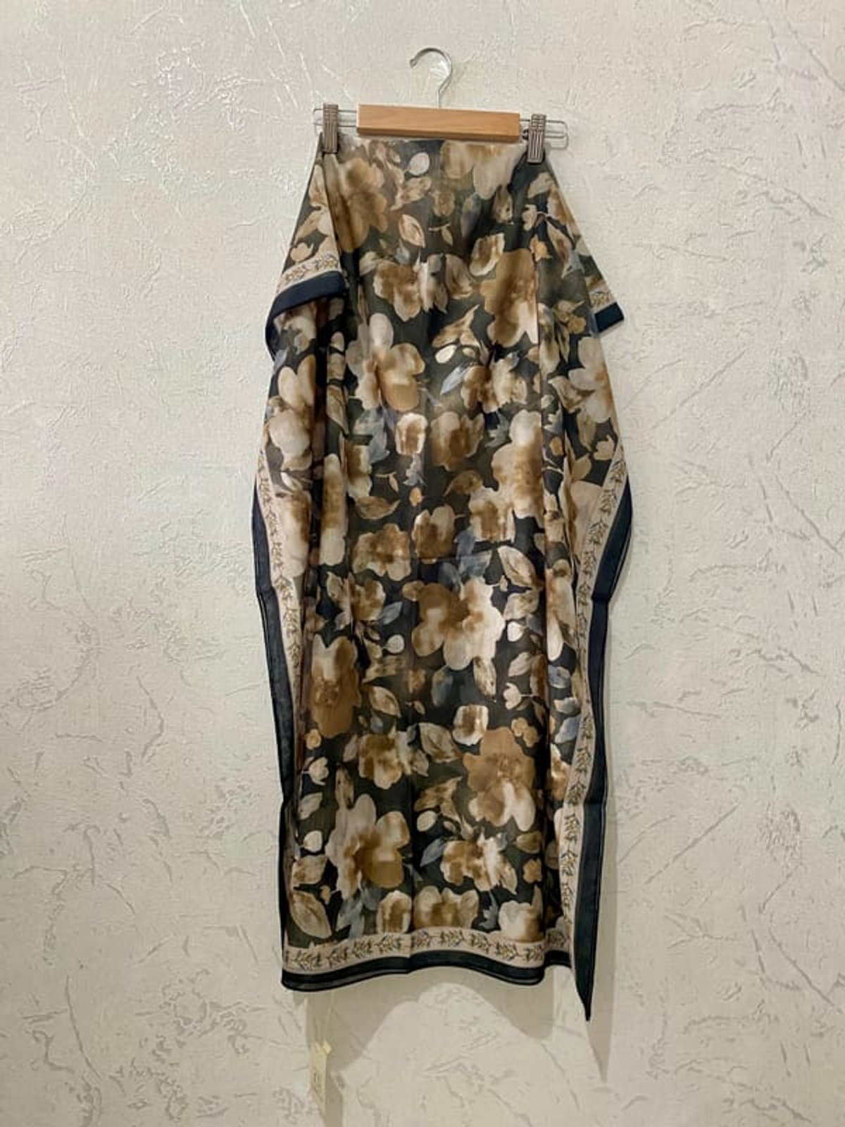 Tokyo Rami Şal - Siyah- Bej 