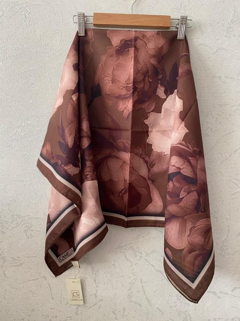 Lotus Desen Soft Eşarp - Koyu Kahve